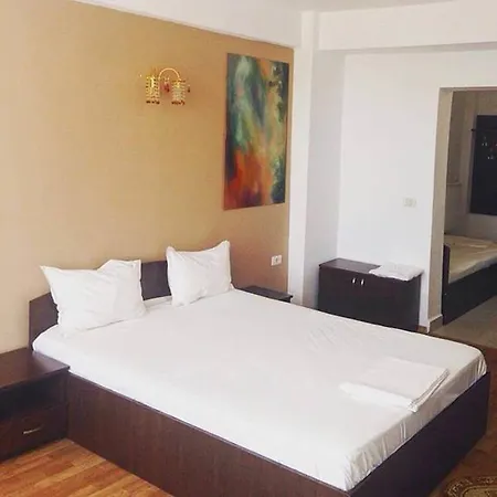 Floria Hotel
